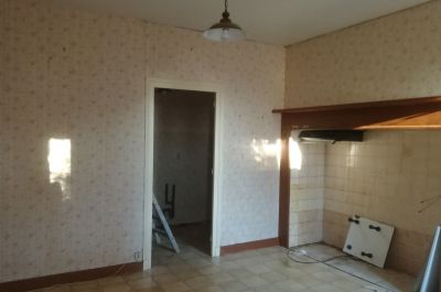 Rénovation totale d’une cuisine (placo, peinture, faïence, carrelage...)